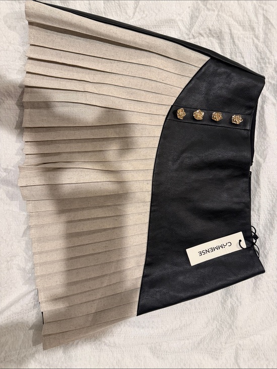 Commense Dresses & Skirts - Commense Black/Beige Pleated Mini Skirt with Gold Buttons and built in shorts